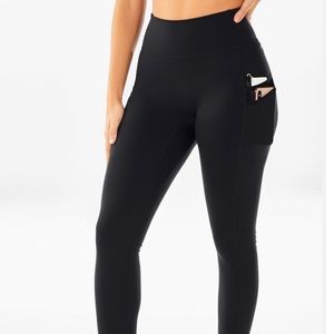 Fabletics Trinity Hight-Waisted Pocket Leggings - Large, Black